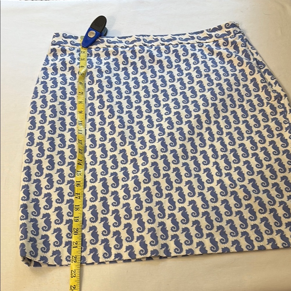 Brooks Brothers Beach/Seahorse Brooks Brothers Seahorse Print Skirt - size 12 - Picture 3 of 10